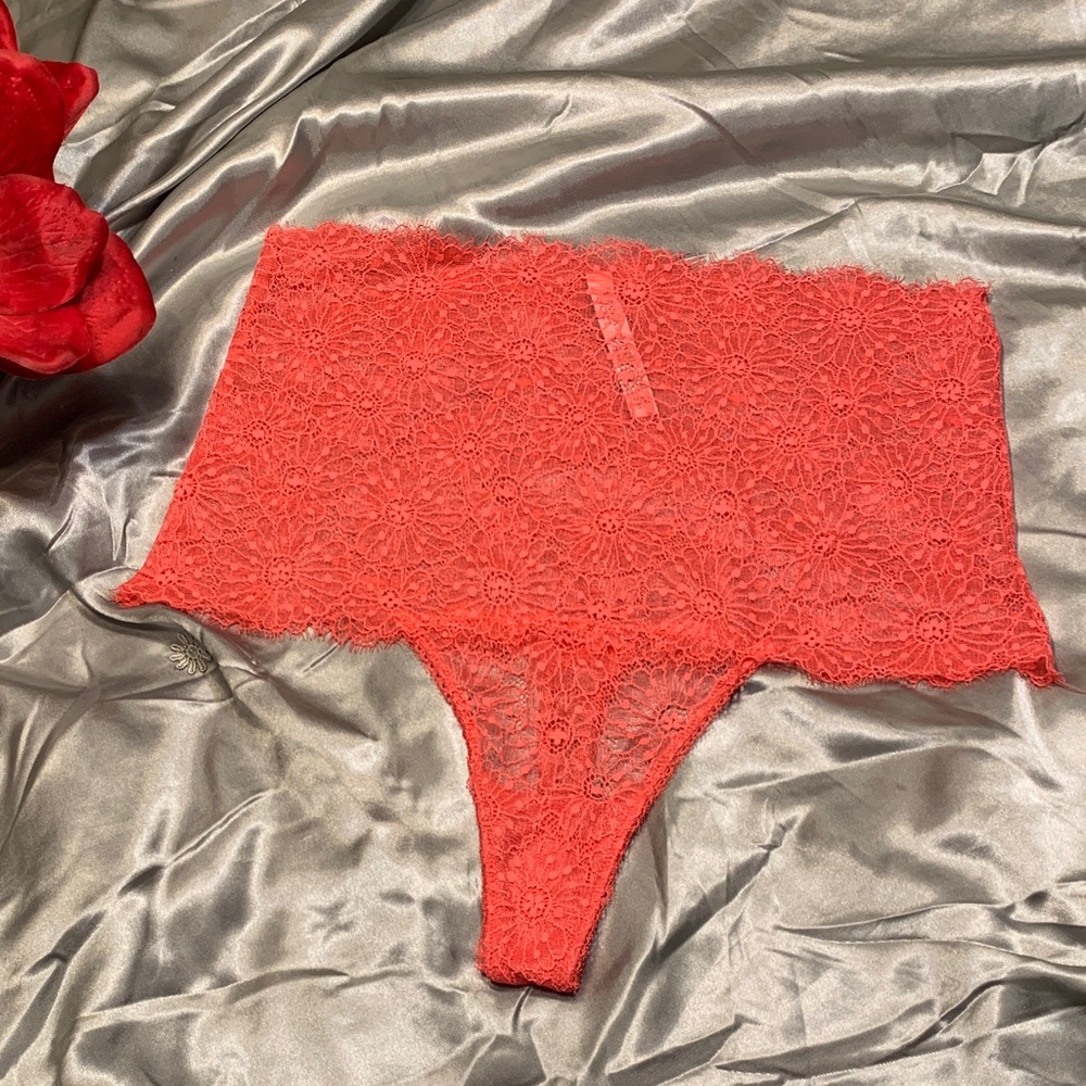 🌹Victoria's Secret • SEXY PINKISH LACE HIGH - WAIST THONG STRING PANTIES • NWOT
